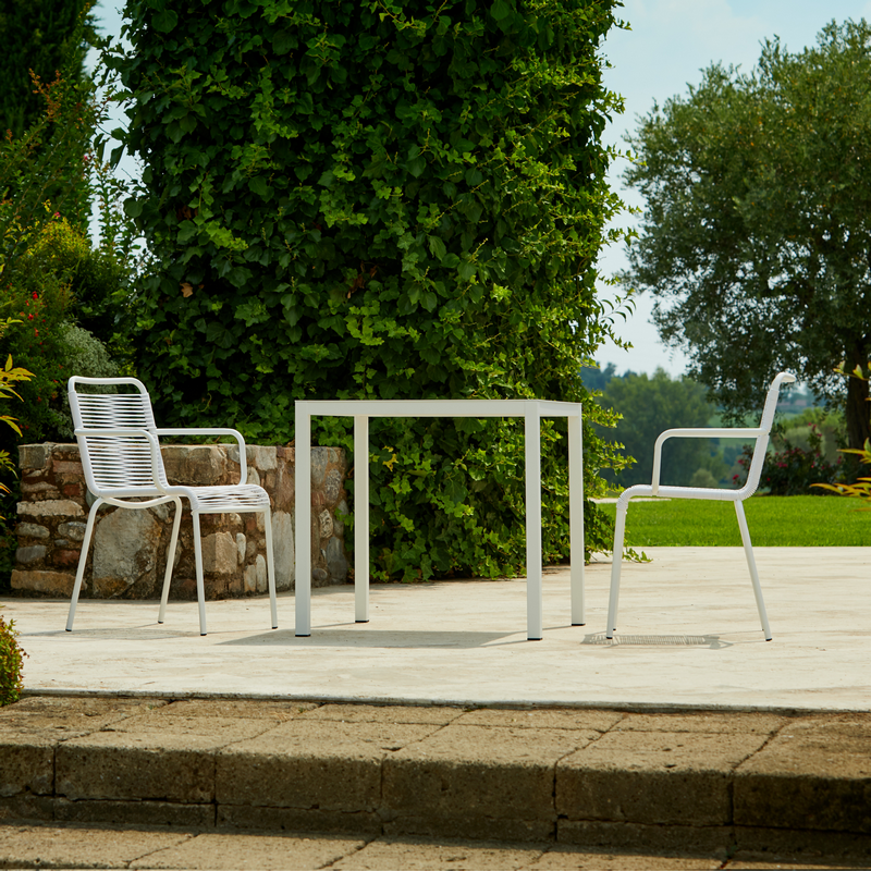 Fauteuils repas extérieur