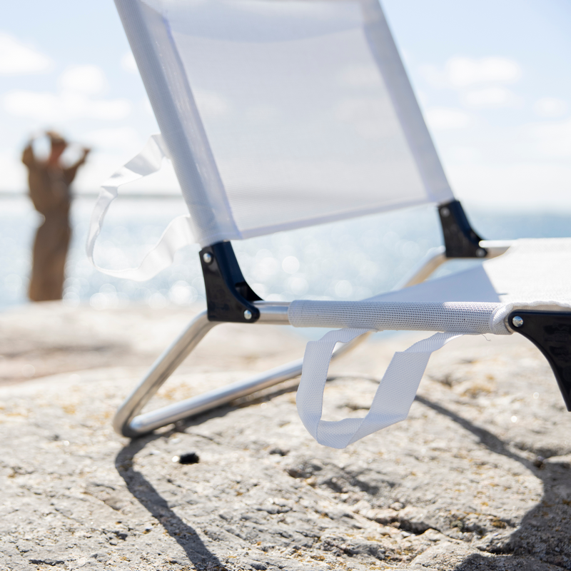 Chaise basse extérieure